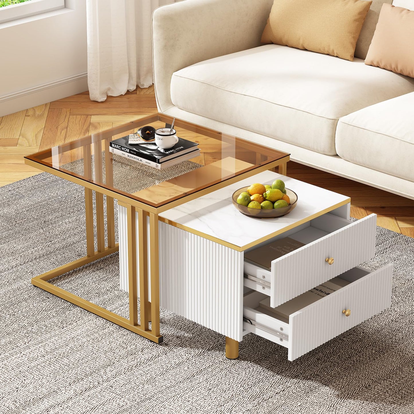 Table Basse,Lot de 2 Tables Basses carrées,Aspect marbre Brillant Blanc et Plateau en Verre,Or Structure en métal et poignée dorée,avec Deux tiroirs,Table de Salon 59,5x60x45,6cm & 50x50x40cm