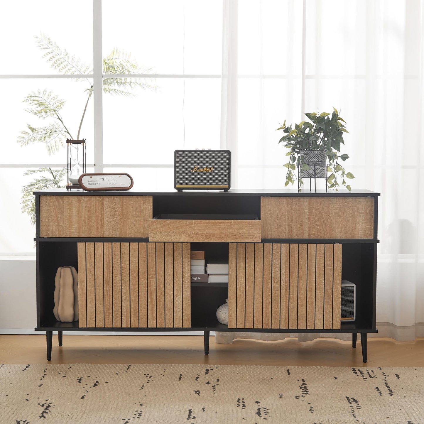 SHUGUANG Buffet élégant moderne avec 4 portes coulissantes et 1 tiroir, chêne combiné avec noir, armoire de buffet pour salon, cuisine, chambre à coucher, entrée, 160 x 40 x 80 cm